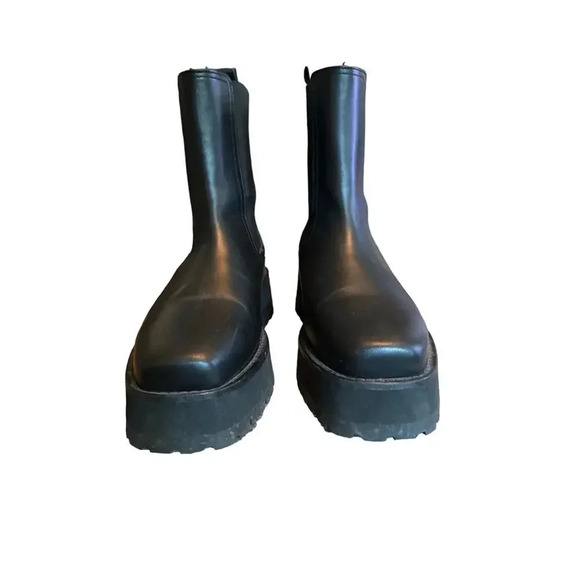 & Other Stories Black Ankle Boots - Picture 3 of 5